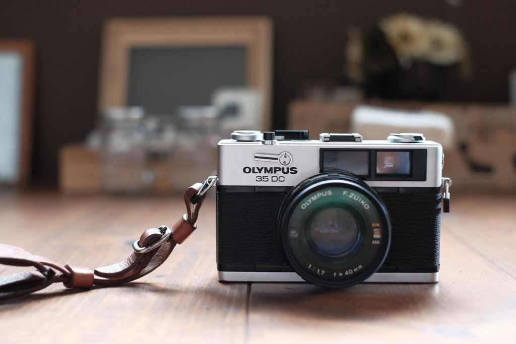 OLYMPUS 35DC – JAY PHOTO – My Photo Stories – Camera & Gadget BLOG